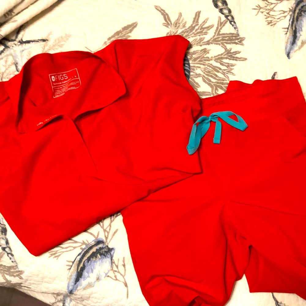 ***LIMITED EDITION*** FIONLITE -AWESOME RED SCRUBS SET! Sold on another site